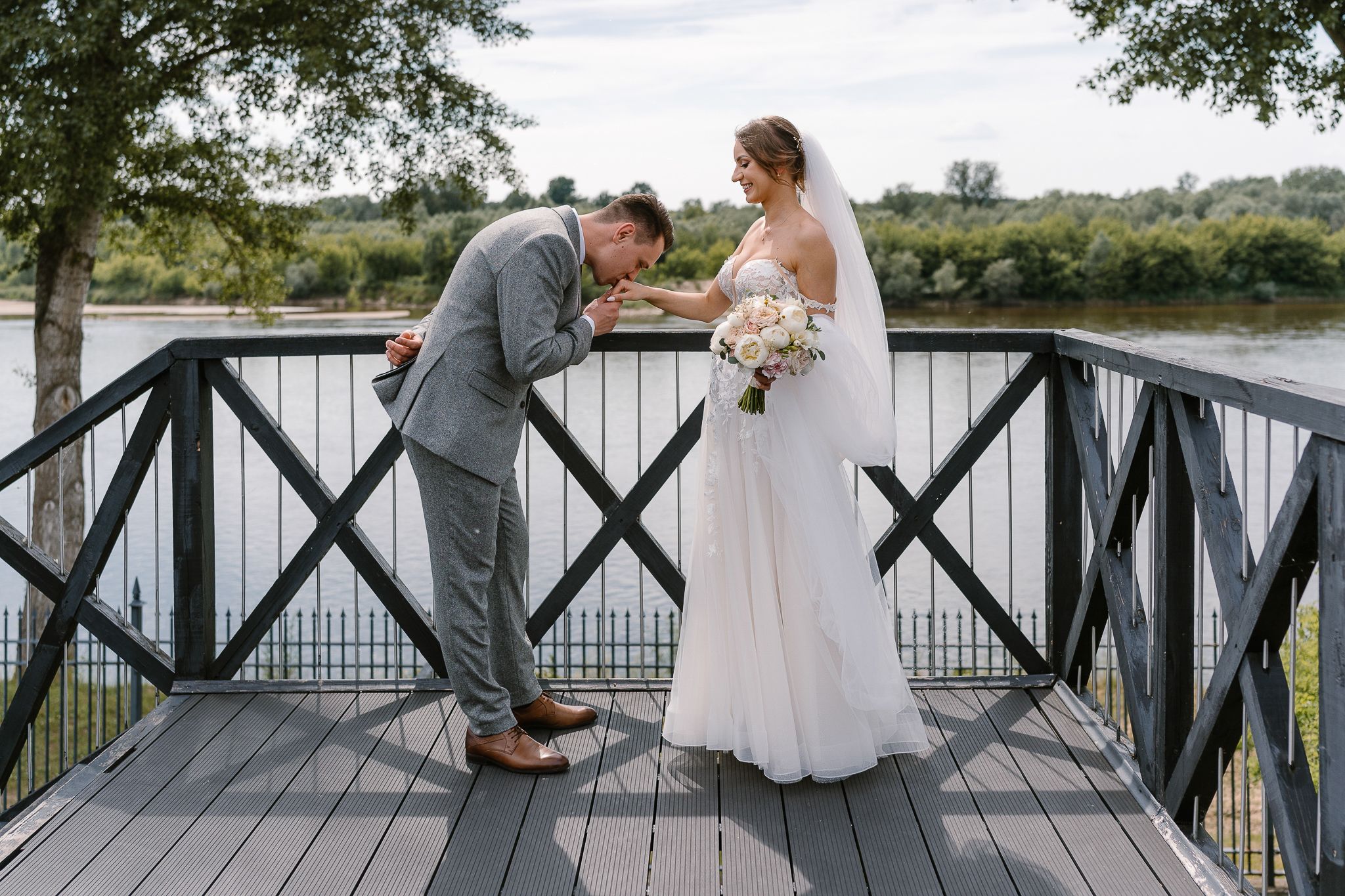 first look moment, w którym wszystko się zatrzymuje
