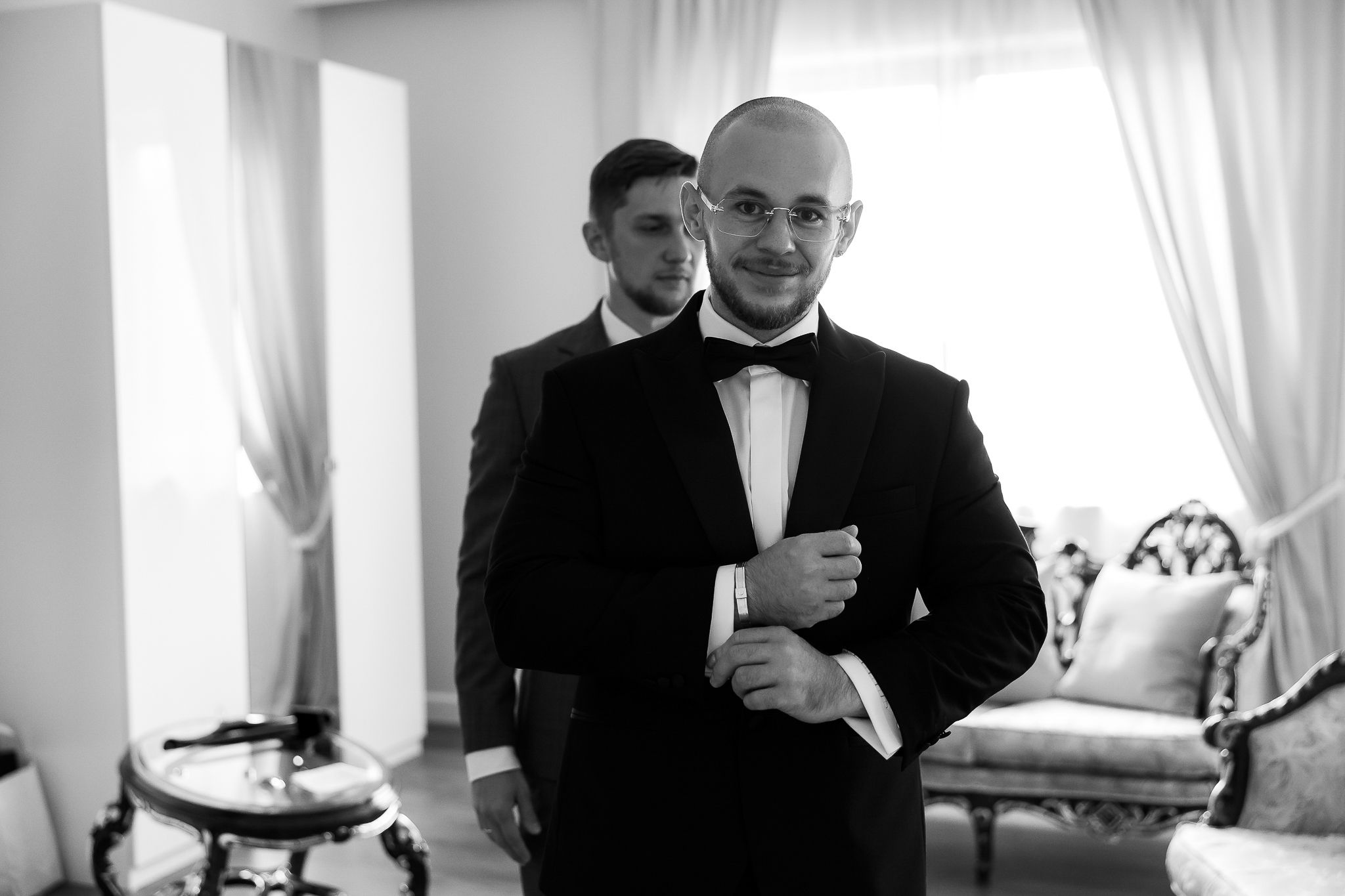 przygotowania pana młodego stylowy początek dnia ślubu