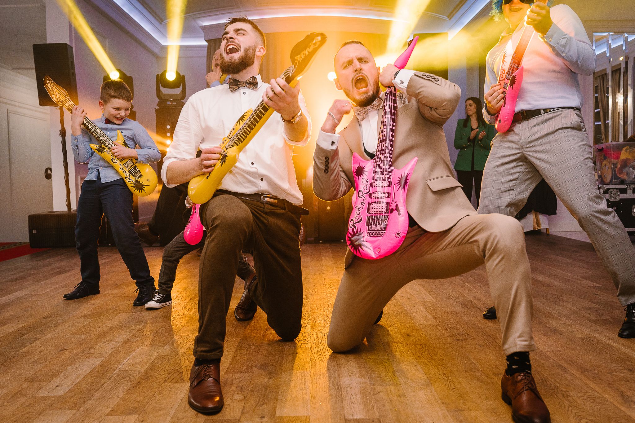 zabawa na parkiecie tańce, DJ czy zespół oraz animacje weselne